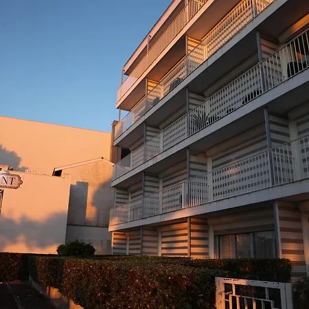 Apartment Mogador *